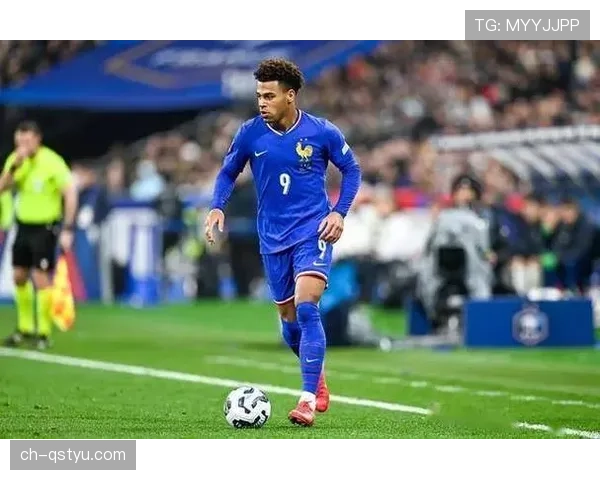 杜埃与亚马尔：新生代核心球员的成长逻辑与战术适配差异