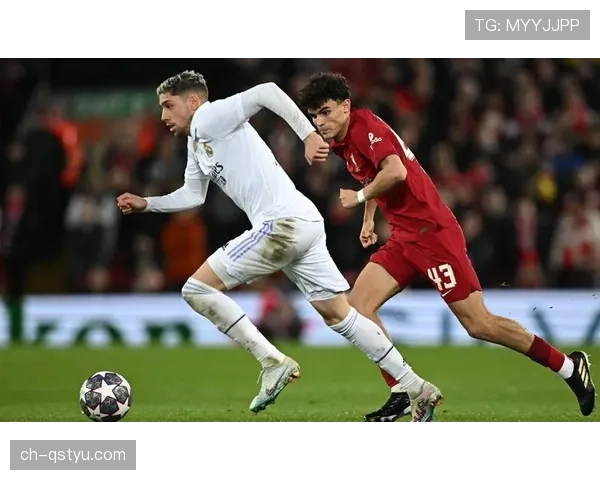 巴尔韦德与莫德里奇：中场角色演变下的技术风格差异与功能适配分析